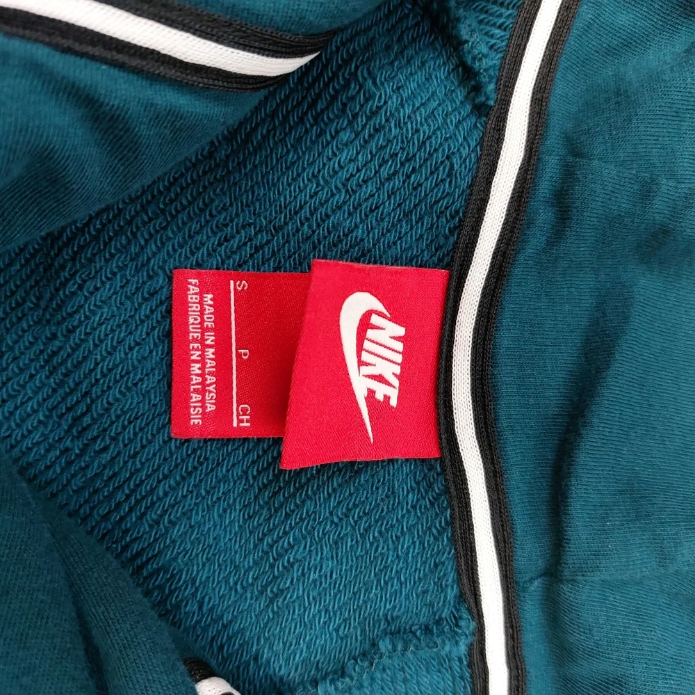 Nike modern Cape jacket